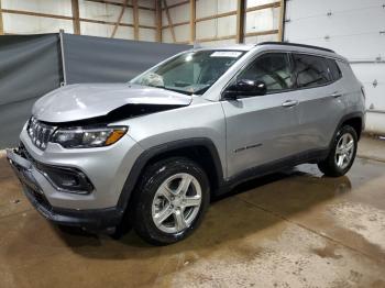  Salvage Jeep Compass