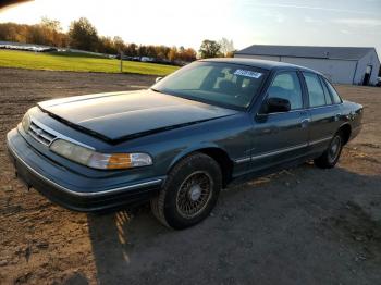  Salvage Ford Crown Vic