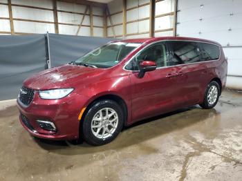  Salvage Chrysler Pacifica