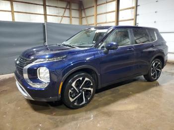  Salvage Mitsubishi Outlander