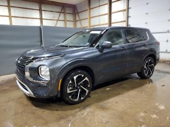  Salvage Mitsubishi Outlander