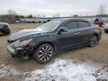  Salvage Nissan Altima