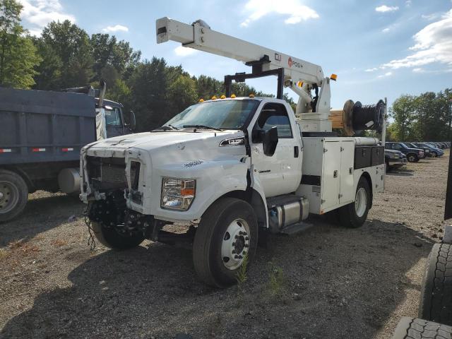  Salvage Ford F-750