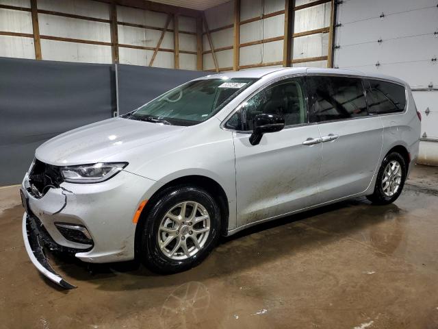  Salvage Chrysler Pacifica