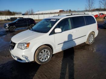  Salvage Chrysler Minivan