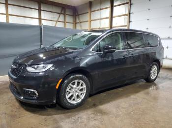  Salvage Chrysler Pacifica