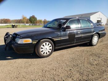  Salvage Ford Crown Vic