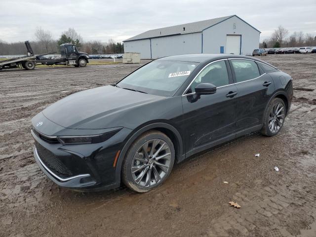  Salvage Toyota Crown Xle