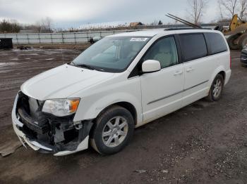  Salvage Chrysler Minivan