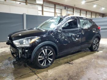  Salvage Nissan Kicks