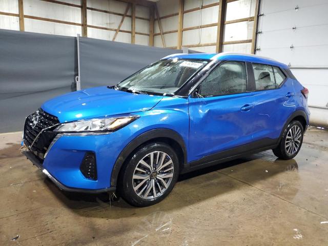  Salvage Nissan Kicks