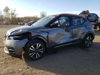  Salvage Nissan Kicks