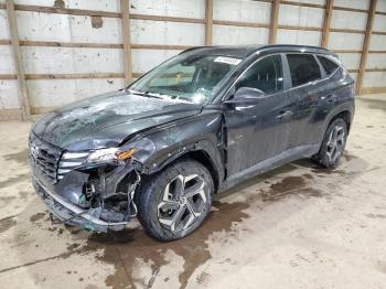  Salvage Hyundai TUCSON