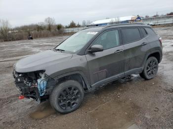 Salvage Jeep Compass