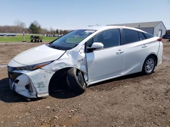  Salvage Toyota Prius