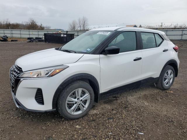  Salvage Nissan Kicks