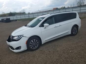  Salvage Chrysler Pacifica
