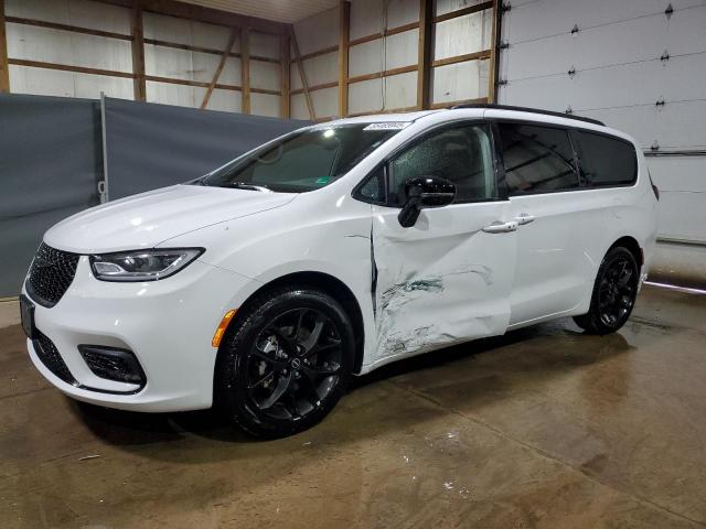  Salvage Chrysler Pacifica