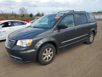  Salvage Chrysler Minivan