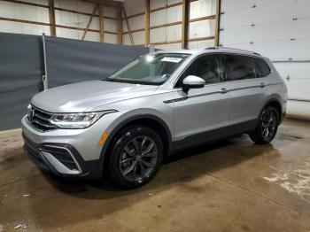  Salvage Volkswagen Tiguan
