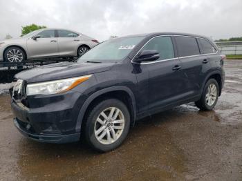  Salvage Toyota Highlander