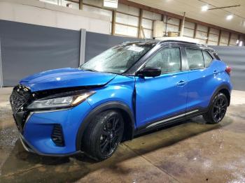  Salvage Nissan Kicks