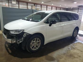  Salvage Chrysler Pacifica