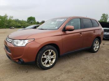  Salvage Mitsubishi Outlander