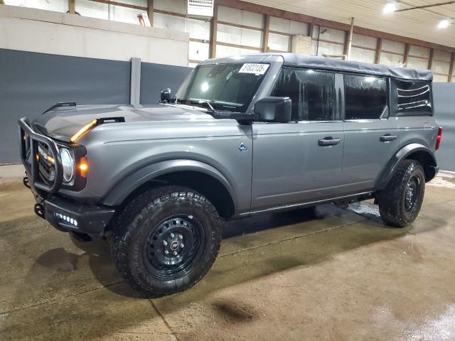  Salvage Ford Bronco