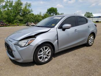  Salvage Toyota Yaris