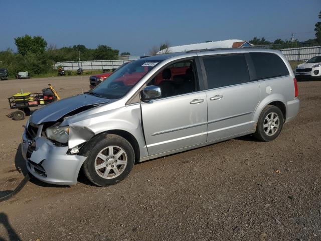  Salvage Chrysler Minivan