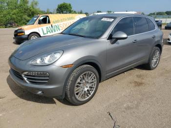  Salvage Porsche Cayenne