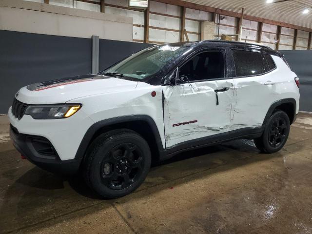  Salvage Jeep Compass