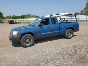  Salvage Dodge Dakota