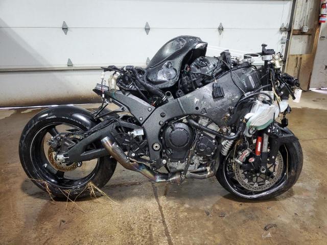 Salvage Kawasaki Zx1002 M