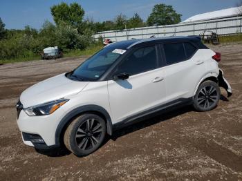  Salvage Nissan Kicks