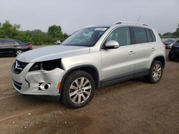  Salvage Volkswagen Tiguan