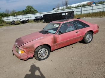  Salvage Ford Mustang