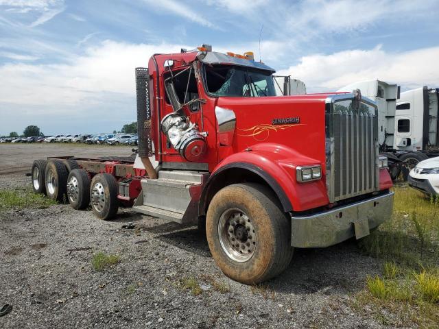 Salvage Kenworth W900
