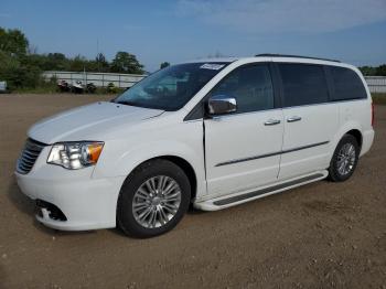  Salvage Chrysler Minivan