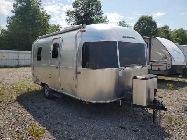  Salvage Airstream Bambi Seri