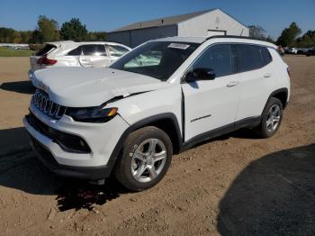  Salvage Jeep Compass