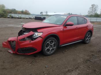  Salvage Alfa Romeo Stelvio