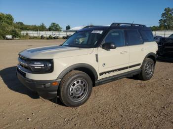  Salvage Ford Bronco