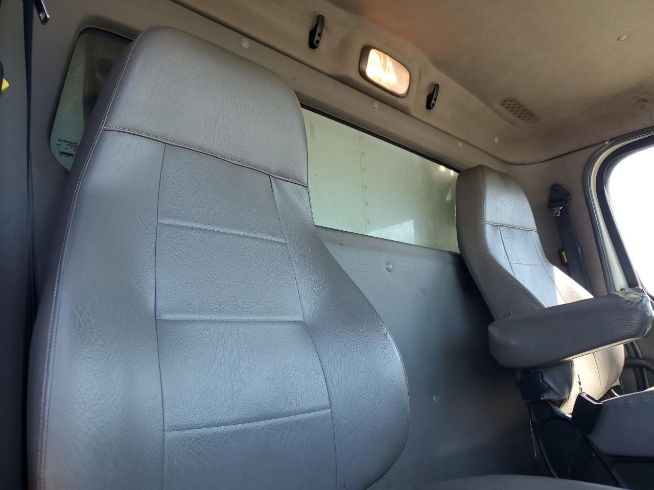 Freightliner M2 106 Med 106 Medium Duty Image 10