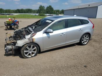  Salvage Volvo V60