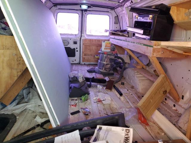 Ford Econoline E250 Van Image 12