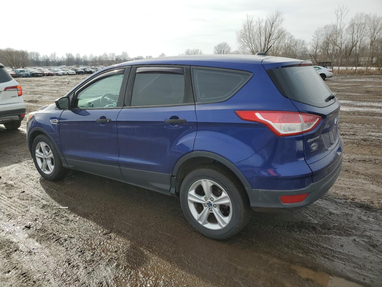 Ford Escape S Image 2