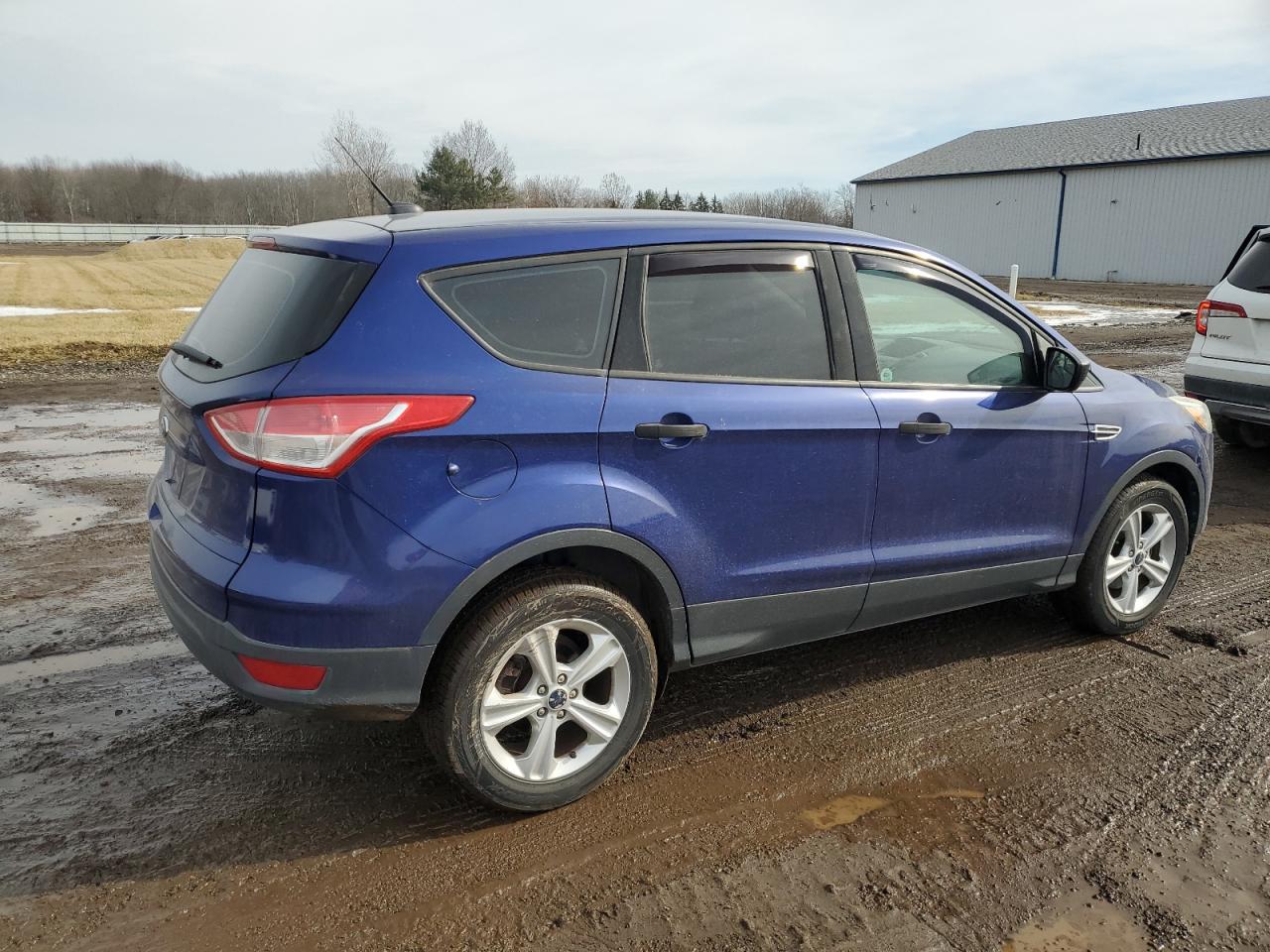 Ford Escape S Image 8