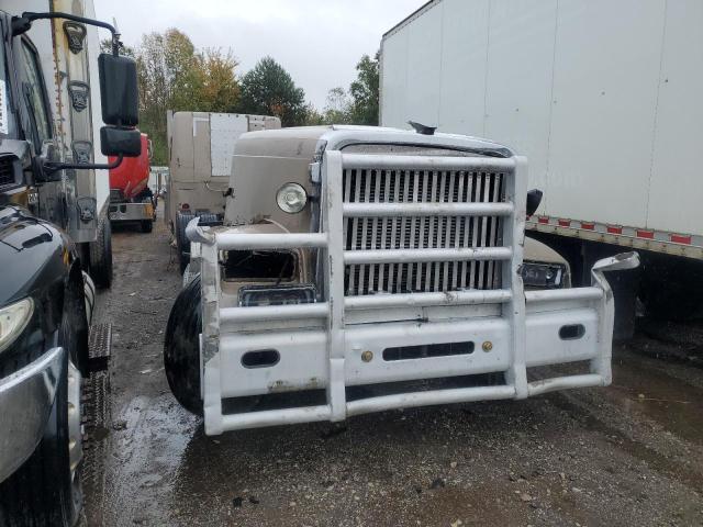  Salvage Freightliner Convention